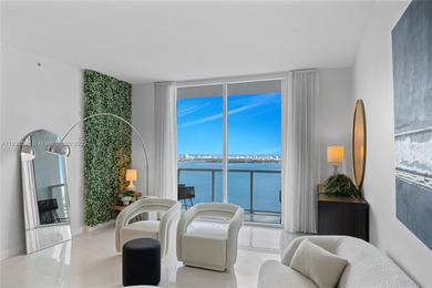 CORNER PENTHOUSE WITH DIRECT BAYFRONT AND SUNSET VIEWS AT
