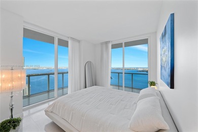 CORNER PENTHOUSE WITH DIRECT BAYFRONT AND SUNSET VIEWS AT