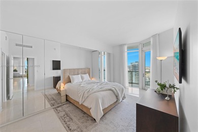 CORNER PENTHOUSE WITH DIRECT BAYFRONT AND SUNSET VIEWS AT