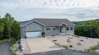 Experience breathtaking Table Rock Lake views and unmatched