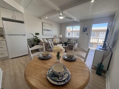 Ocean Tides Condo in Pristine Condition! This 1 Bedroom, 1 Bath