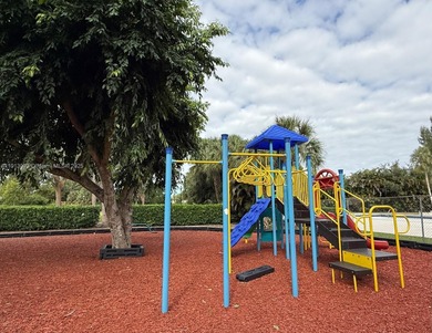 Immaculate and beautifully remodeled condo in the heart of