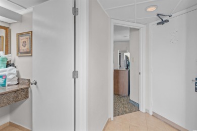 Beautiful TRUE 1-bedroom, 1-bath oceanfront condo in the highly