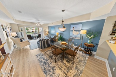 LOCATION, LOCATION, LOCATION!! This awesome & immaculate 2BR/2BA