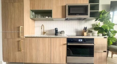 Enjoy breathtaking city views and Biscayne Bay Spectacular