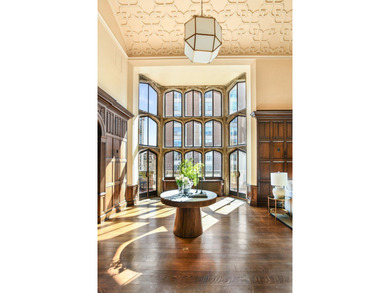 This architecturally significant Gold Coast penthouse offers 7