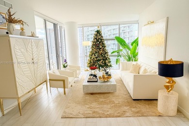 3/4 + fully enclosed den residence in PARAMOUNT MIAMI