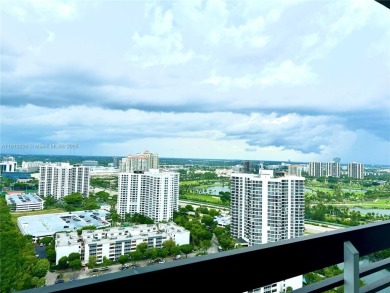 REDUCED PRICE TO $858,000
Beautiful water views in this 30th