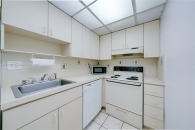 Spacious 2-Bedroom Condo in Prime Central Miami Location!
