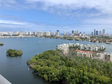 3BD, 3BATH APARTMENT. THE UNIT HAS A PRIVATE ELEVATOR ENTRANCE