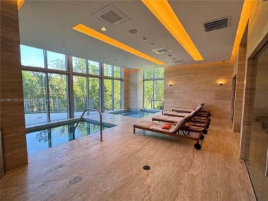 3BD, 3BATH APARTMENT. THE UNIT HAS A PRIVATE ELEVATOR ENTRANCE