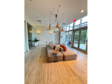 3BD, 3BATH APARTMENT. THE UNIT HAS A PRIVATE ELEVATOR ENTRANCE