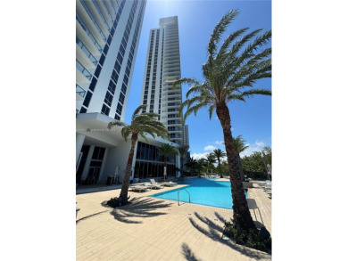 3BD, 3BATH APARTMENT. THE UNIT HAS A PRIVATE ELEVATOR ENTRANCE