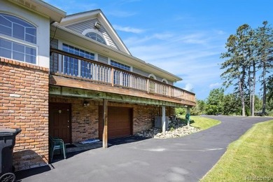 Absolutely pristine office space on prime section of Dixie Hwy