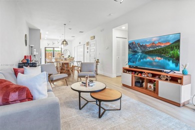 Beautiful 2BD/2.5BA unit at APEX at Park Central in Doral. Open