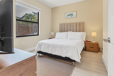 Beautiful 2BD/2.5BA unit at APEX at Park Central in Doral. Open