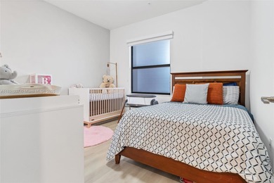 Beautiful 2BD/2.5BA unit at APEX at Park Central in Doral. Open