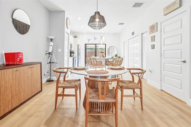 Beautiful 2BD/2.5BA unit at APEX at Park Central in Doral. Open