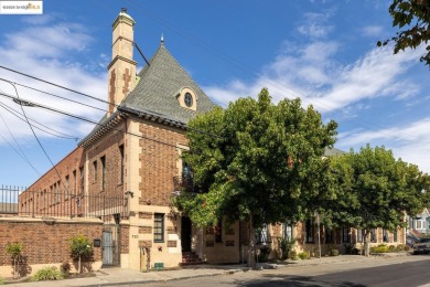 Glamorous brick loft in the Calous building near Uptown/KONO and