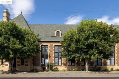 Glamorous brick loft in the Calous building near Uptown/KONO and