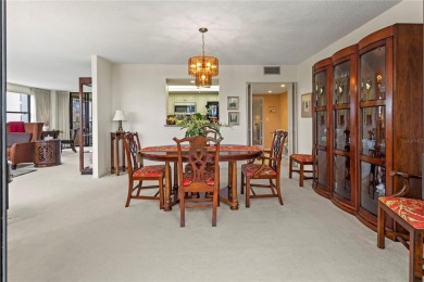 LARGE 3 BED / 3 BATH SIESTA KEY WATERVIEW CONDO AT A GREAT
