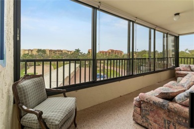 LARGE 3 BED / 3 BATH SIESTA KEY WATERVIEW CONDO AT A GREAT