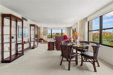 LARGE 3 BED / 3 BATH SIESTA KEY WATERVIEW CONDO AT A GREAT