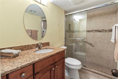 LARGE 3 BED / 3 BATH SIESTA KEY WATERVIEW CONDO AT A GREAT