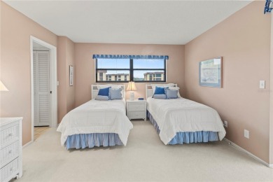 LARGE 3 BED / 3 BATH SIESTA KEY WATERVIEW CONDO AT A GREAT