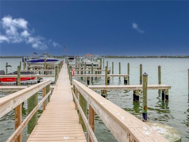 LARGE 3 BED / 3 BATH SIESTA KEY WATERVIEW CONDO AT A GREAT