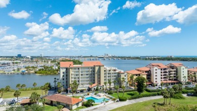 Welcome to your piece of paradise where the river, boats and