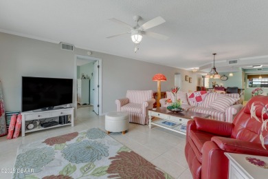 Welcome to your piece of paradise where the river, boats and