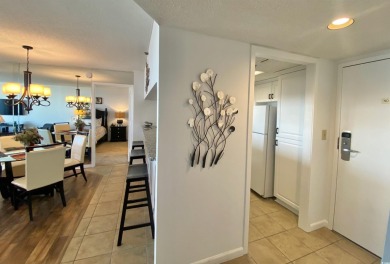 Ocean View 3-Bedroom Lock-Out Condo in South Hampton - Kingston