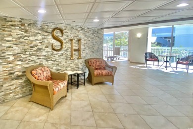 Ocean View 3-Bedroom Lock-Out Condo in South Hampton - Kingston