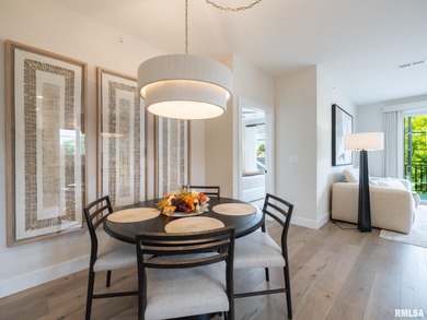 Gorgeous 2 bed / 2 bath luxury condo in the heart of Peoria