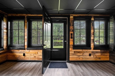 Unique 2 BR/1Ba cabin and property near the intersection of Hwys