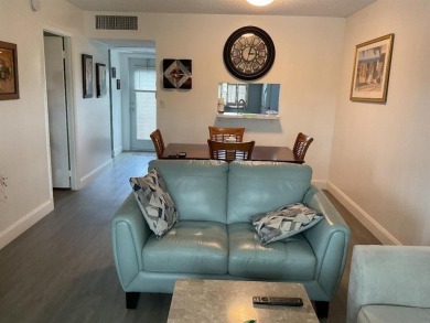 *** BEAUTIFUL 1 BDEROOM, 1 BATHROOM APARTMENT LOCATED IN 55 +