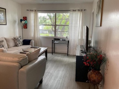 *** BEAUTIFUL 1 BDEROOM, 1 BATHROOM APARTMENT LOCATED IN 55 +