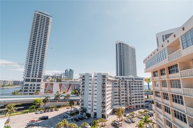 MOTIVATED SELLER! Beautifully updated high-floor 1BD/1.5BA condo