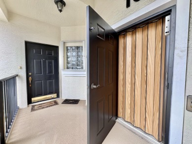 Welcome to Segovia Square, The Pines of Boca Barwood!Don't miss