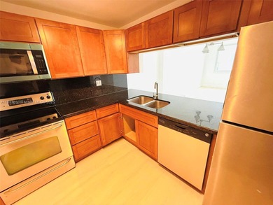 Beautifully Remodeled 3 Bed/2 Bath Condo Near Dadeland! Spacious