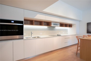 Corner 2BD/2BA Furnished Residence - 1,363 SF, Perfect for