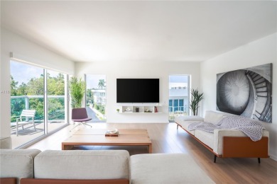 Penthouse 1 - Two-Story 3BD/3BA Furnished Residence | 2,424 SF -