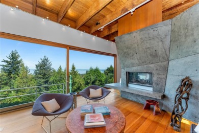 Available for the first time *Boulder House* is an architectural