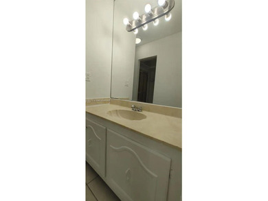 AWESOME LOCATION!!!! JUST ACROSS THE STREET FROM OLETA RIVER