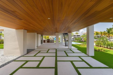 Extraordinary 6,043 Sq.Ft. waterfront home with the finest