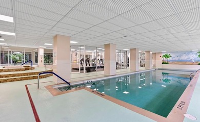 Welcome to Paradise at 4 Oceans West - Cloverleaf nestled on the