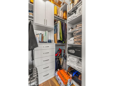 Experience Elevated Urban Luxury in the Heart of Downtown St