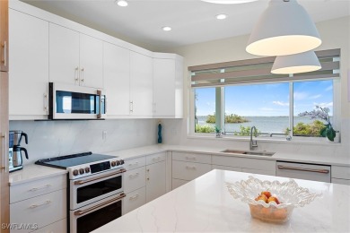 Spectacular Sweeping Views of the Estero Bay begin at Daybreak!