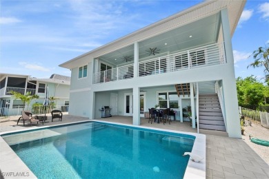 Spectacular Sweeping Views of the Estero Bay begin at Daybreak!